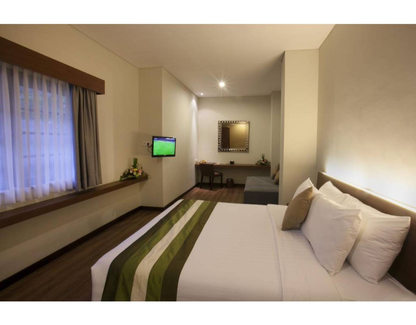 Grand Whiz Hotel Nusa Dua-Indonesia-Bali-Room-9