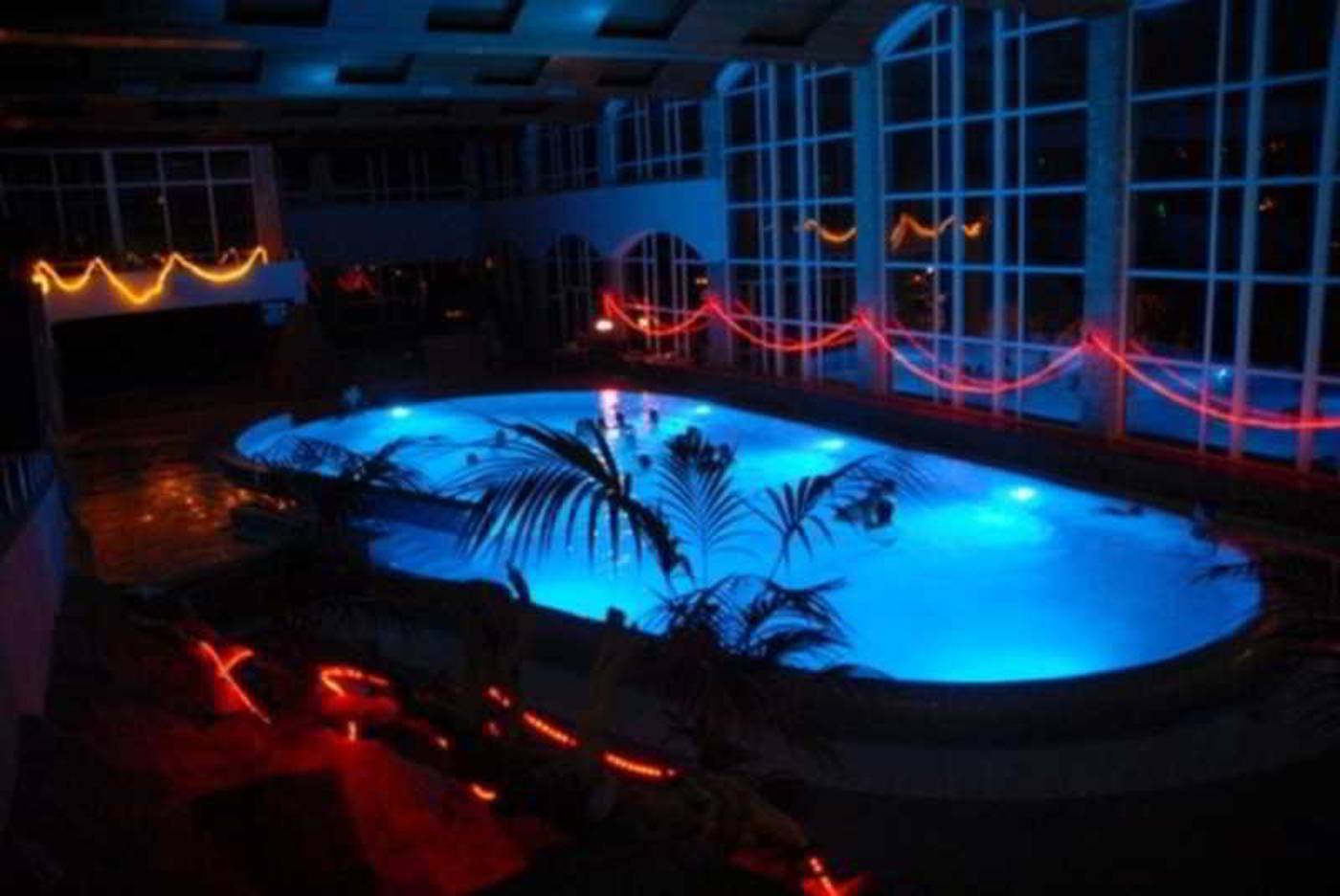 Giverola-Resort-Pool-48