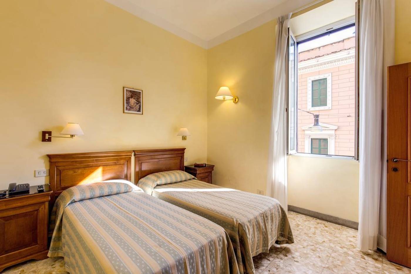 Hotel-Milani-Room-15