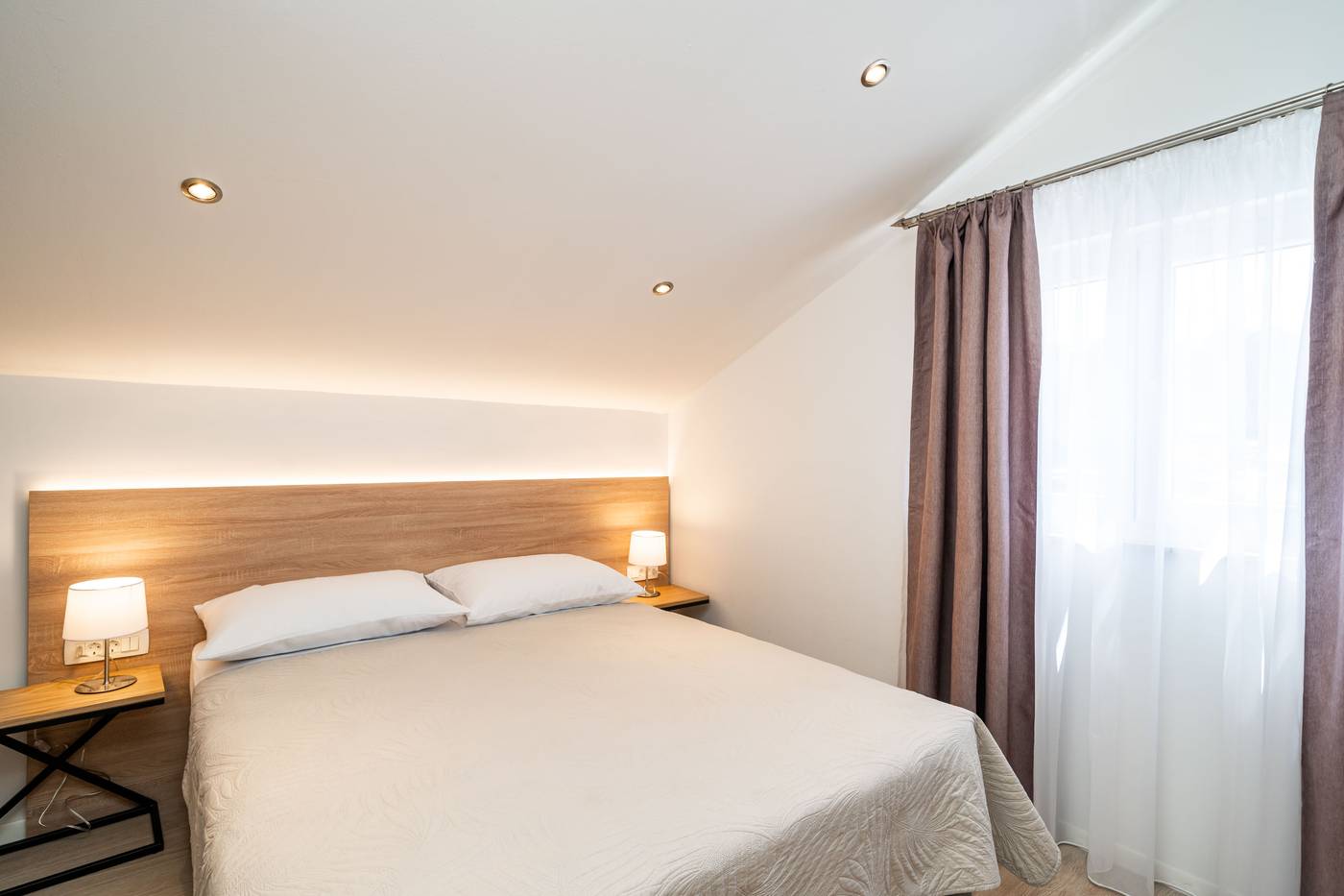 Bacan-Serviced-Apartments-Room-38