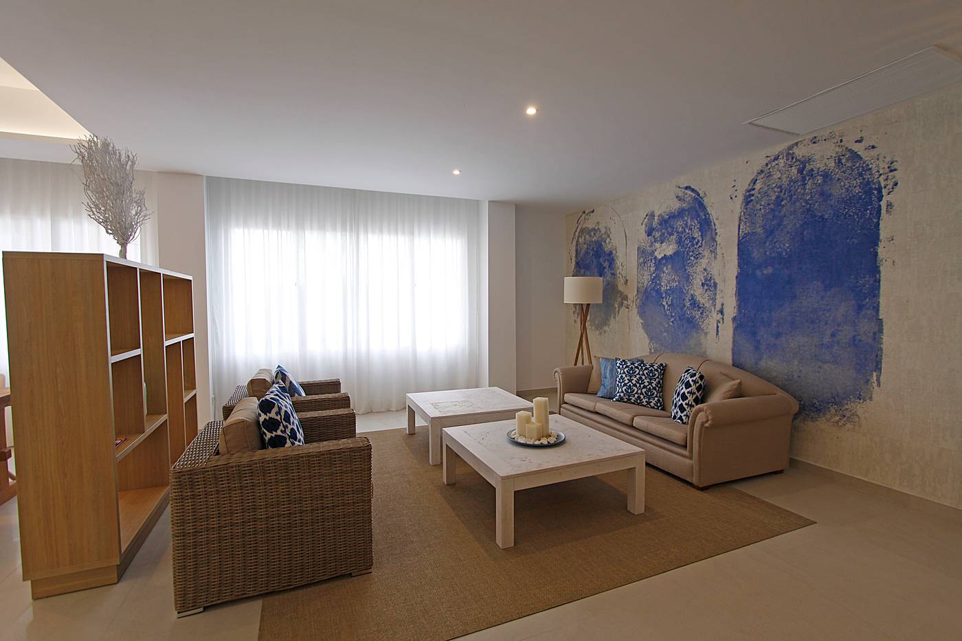 Portinatx-Beach-Club-Hotel-Lobby-54