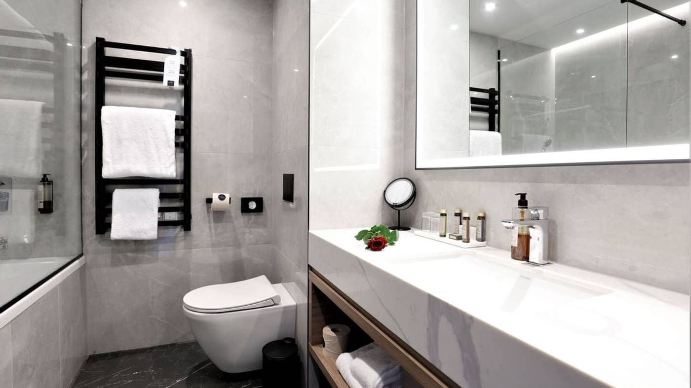 Grand Hotel Plaza-Slovenia-Ljubljana-Room-9