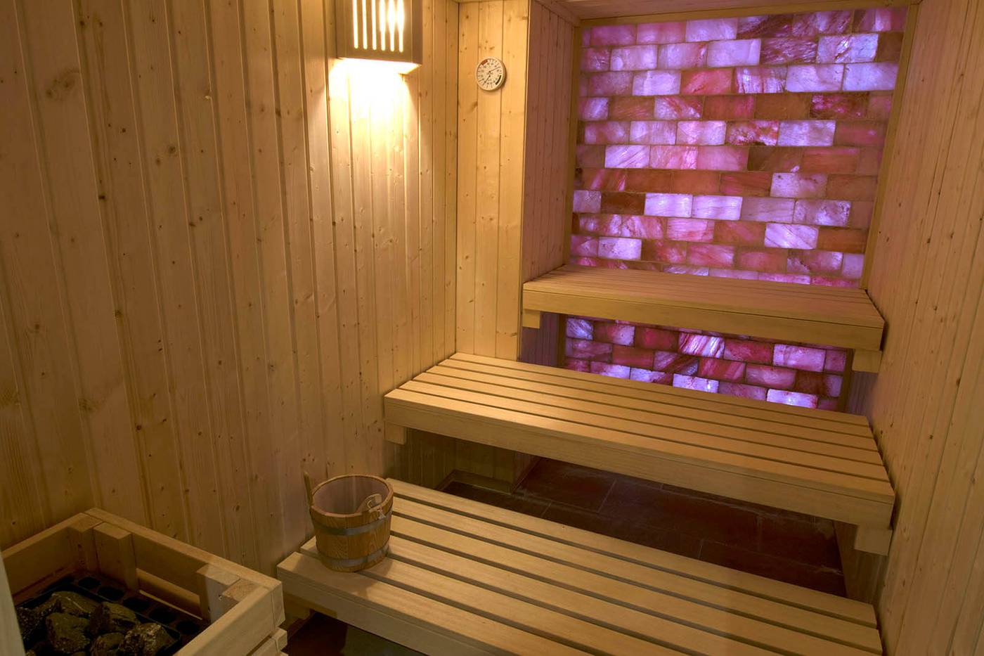 Balcon-de-Europa-Sports-and-Entertainment-41