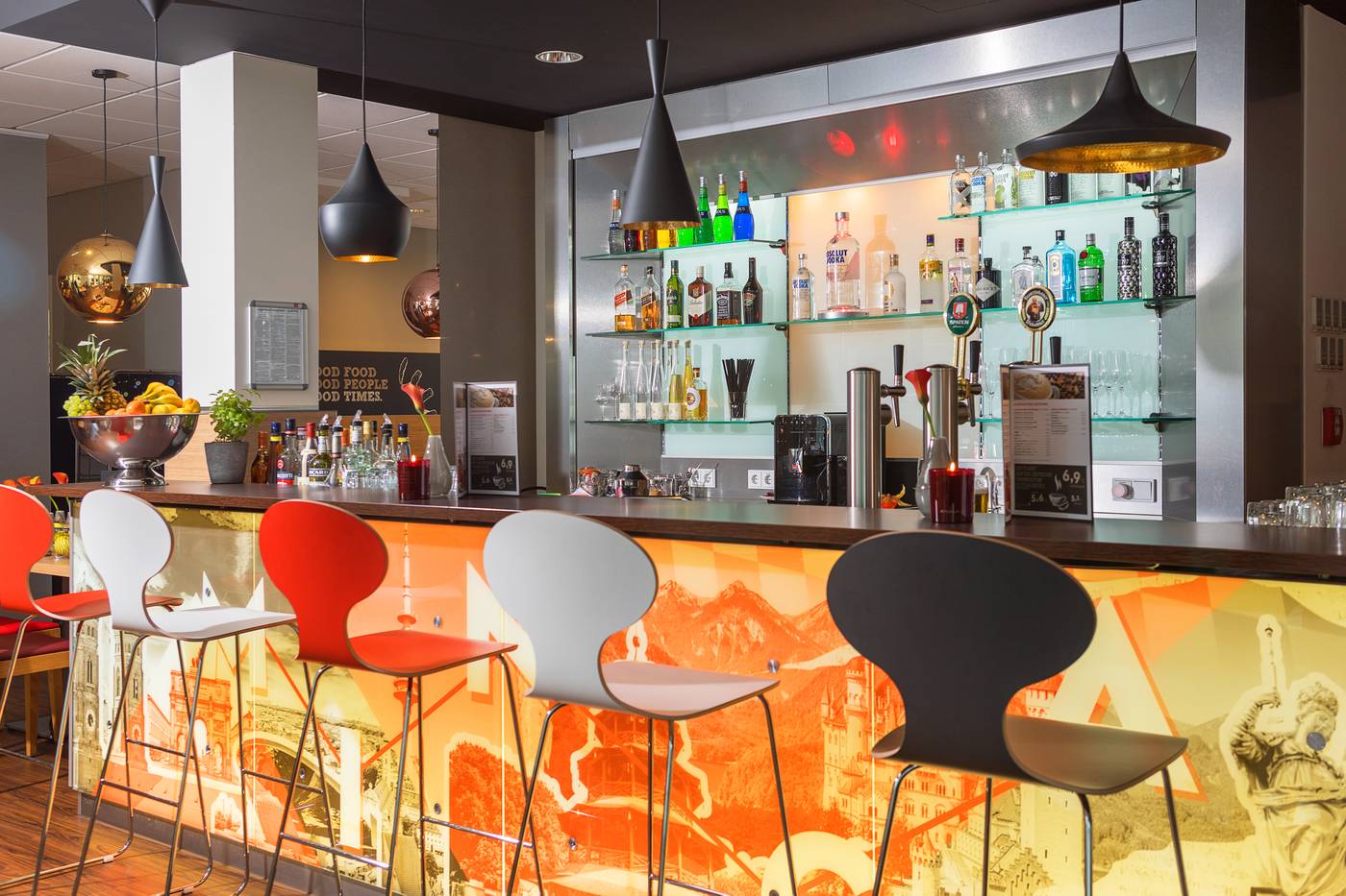 ibis-Muenchen-City-Sued-Bar-17