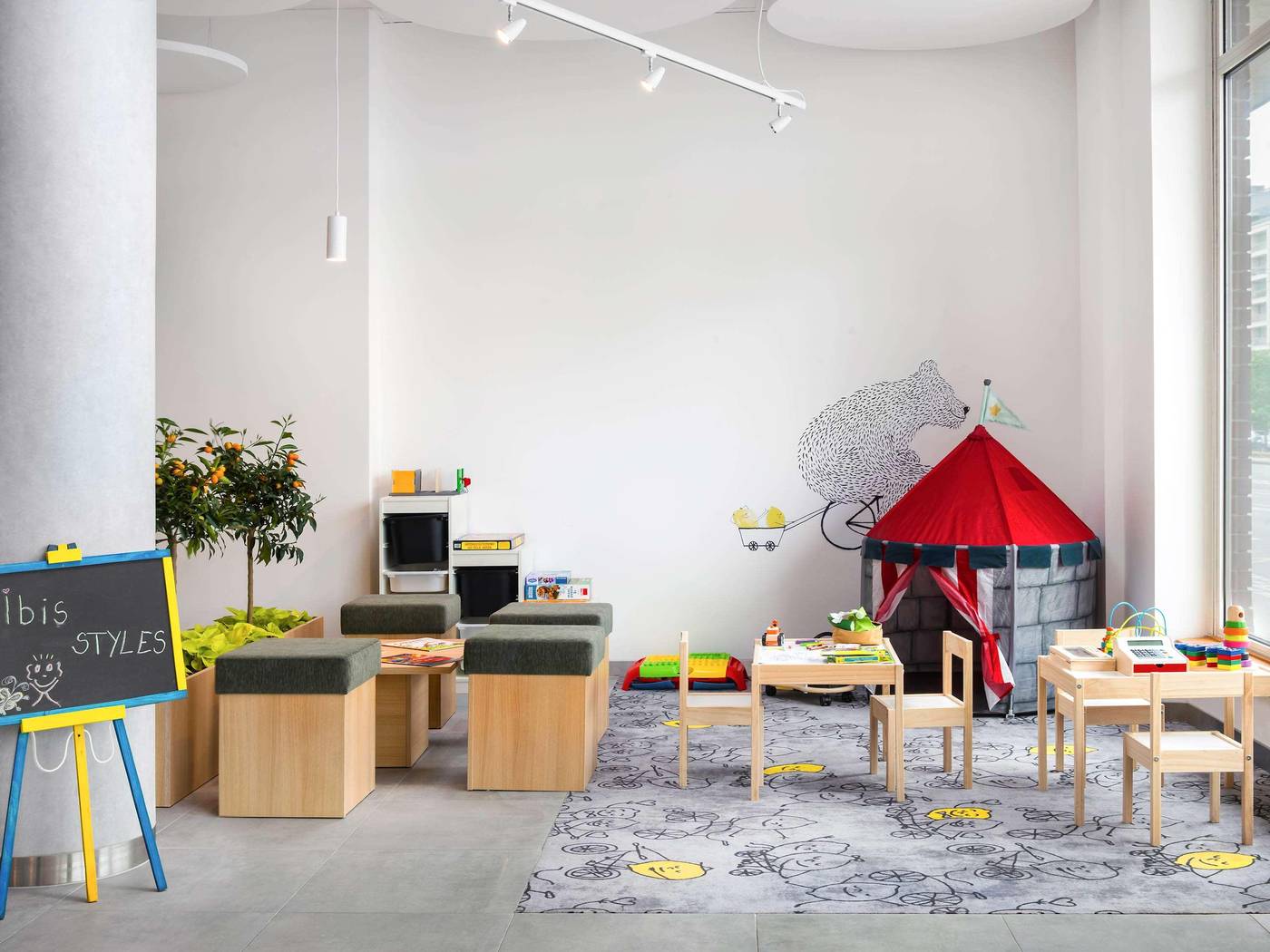 ibis-Styles-Budapest-City-Sports-and-Entertainment-45