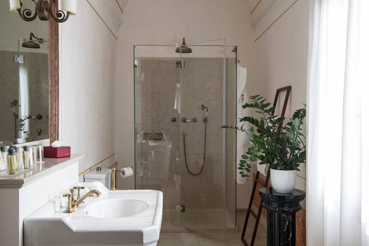 Nani-Mocenigo-Palace-Room-50