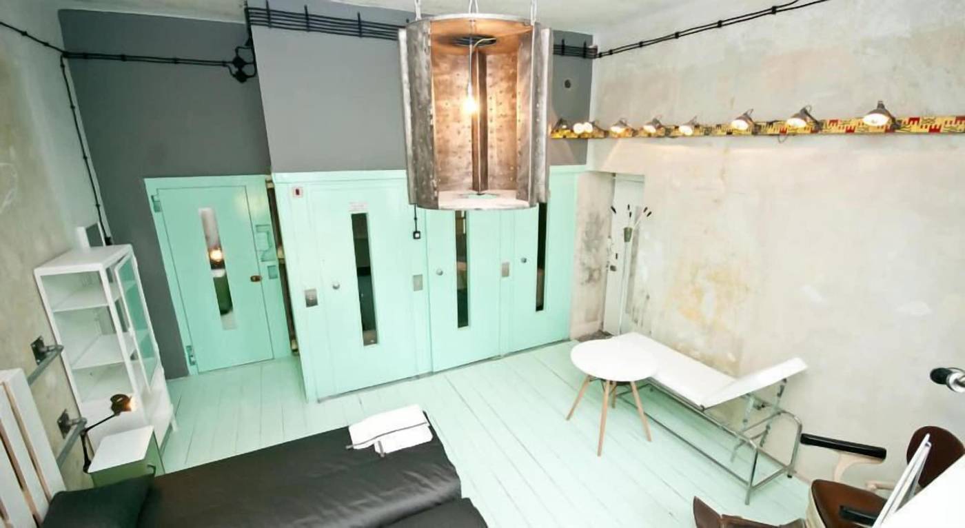 Sen-Pszczoly-Loft-Hotel-Room-11