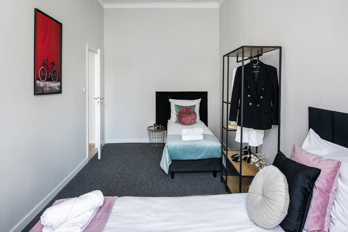 Green-Avenue-Apartments-Room-30