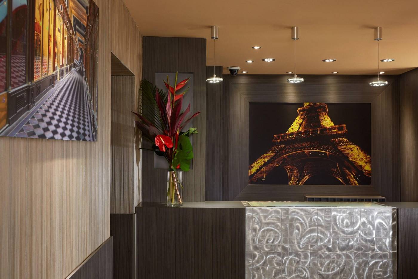 Hotel-Beaugrenelle-Saint-Charles-Lobby-7