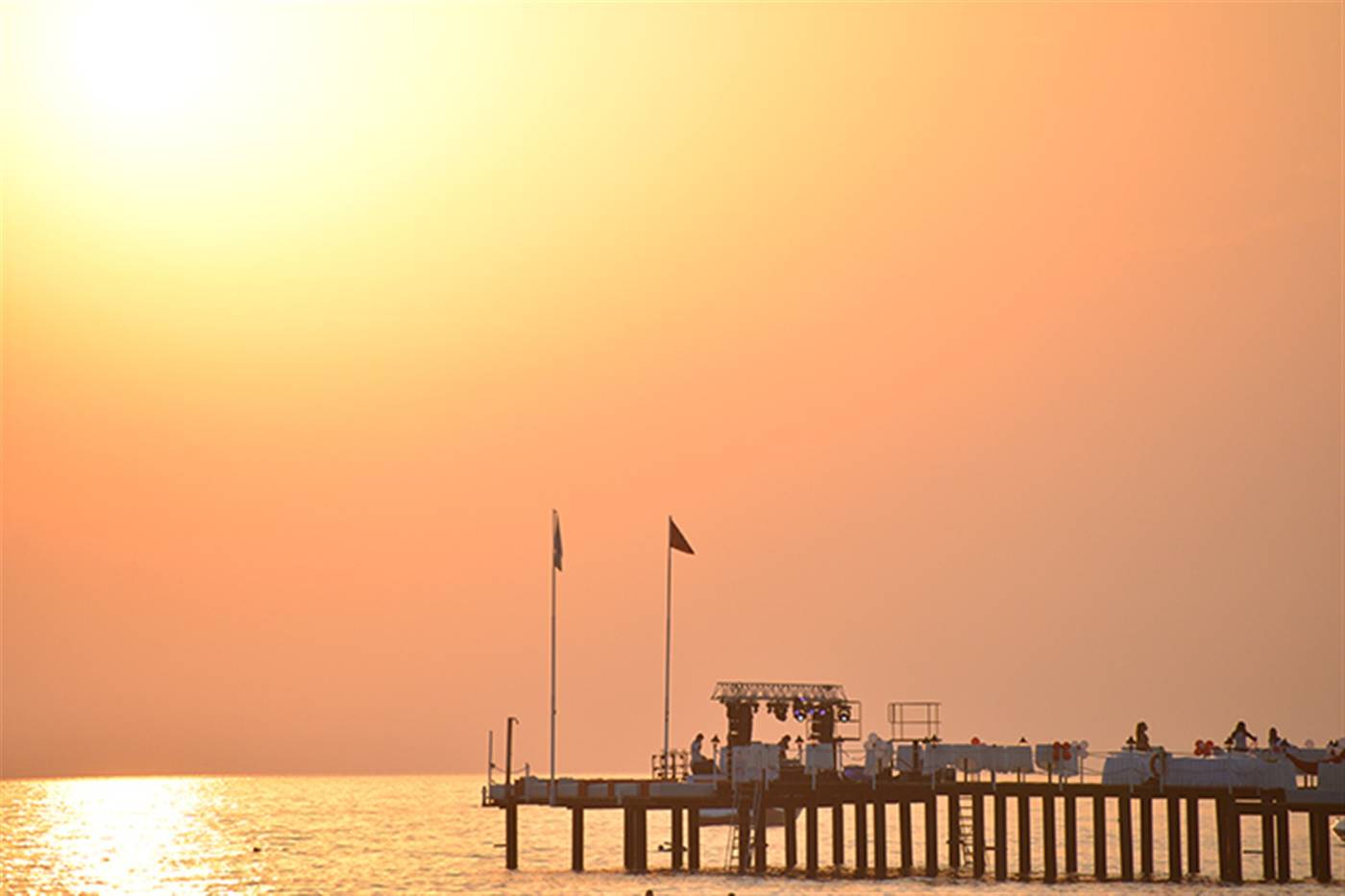 Starlight-Resort-Hotel-Beach-101