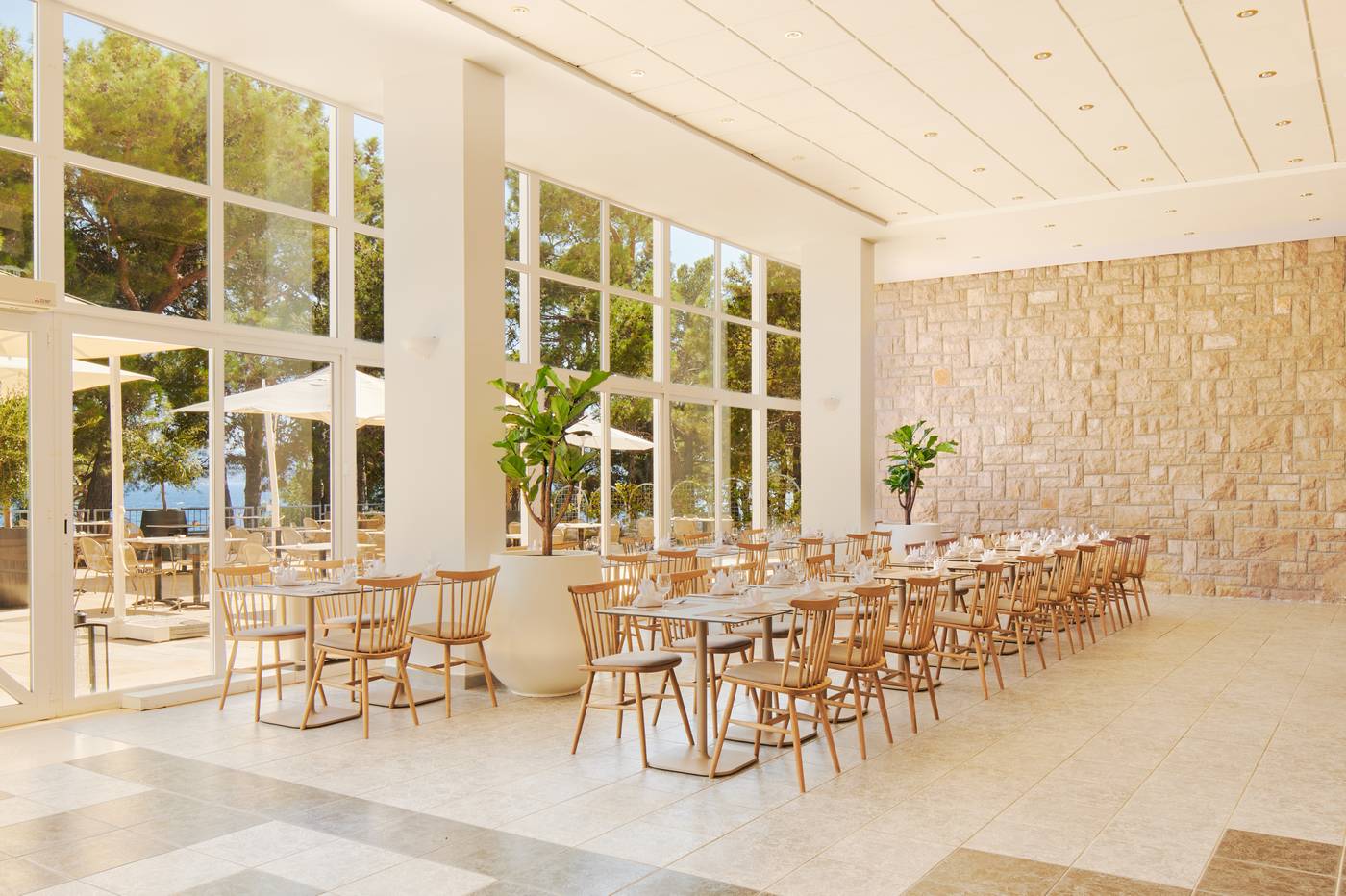 Hotel-Bluesun-Borak-Restaurant-28