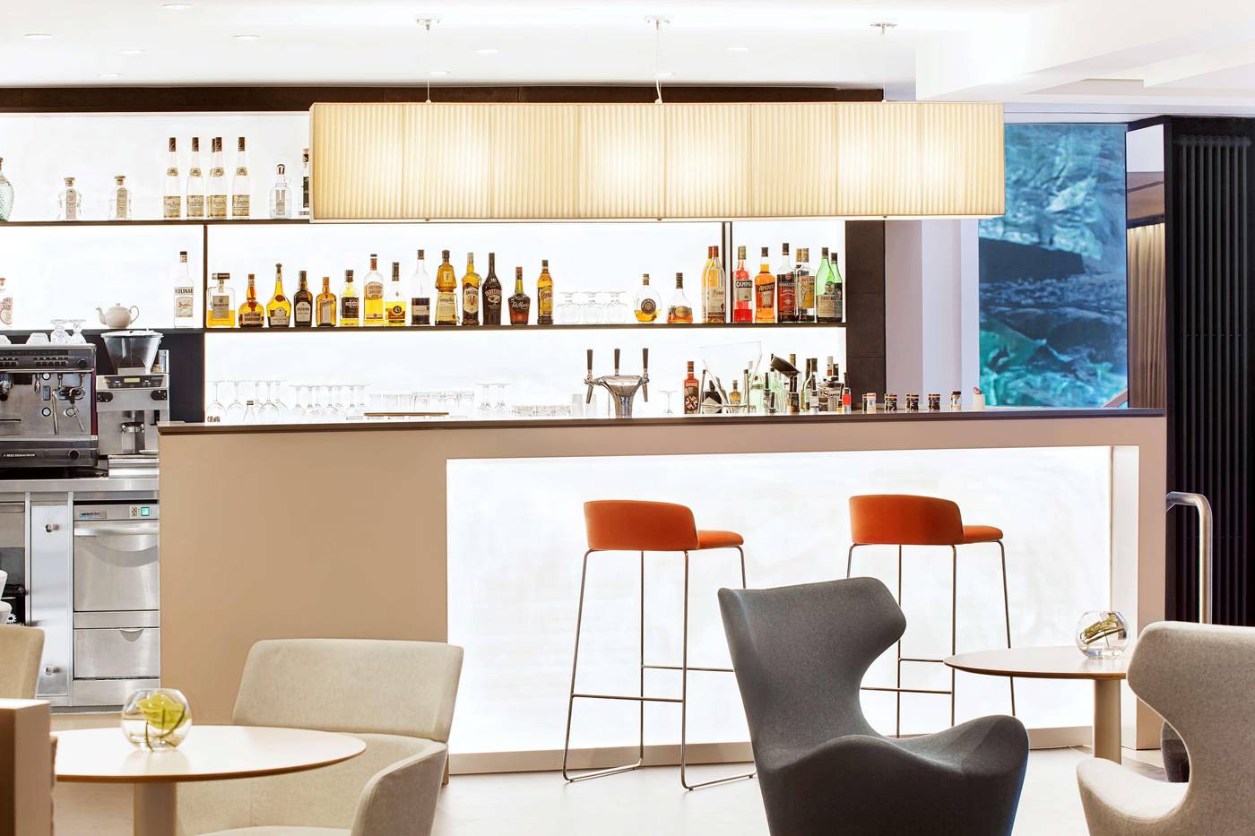 NH-Collection-Berlin-Mitte-Friedrichstrasse-Bar-14