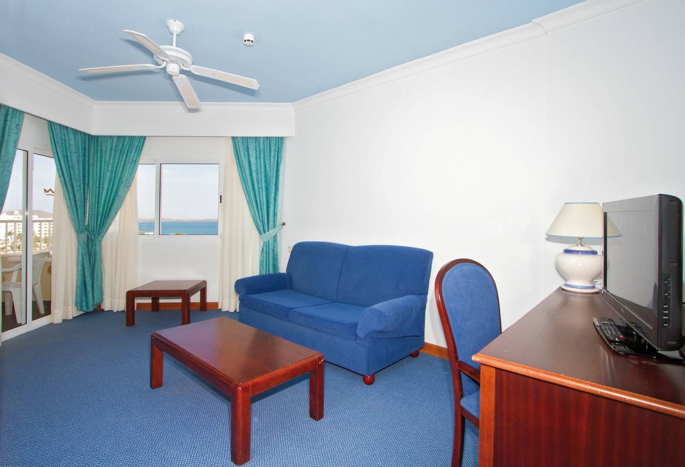 Riu-Oliva-Beach-Room-9