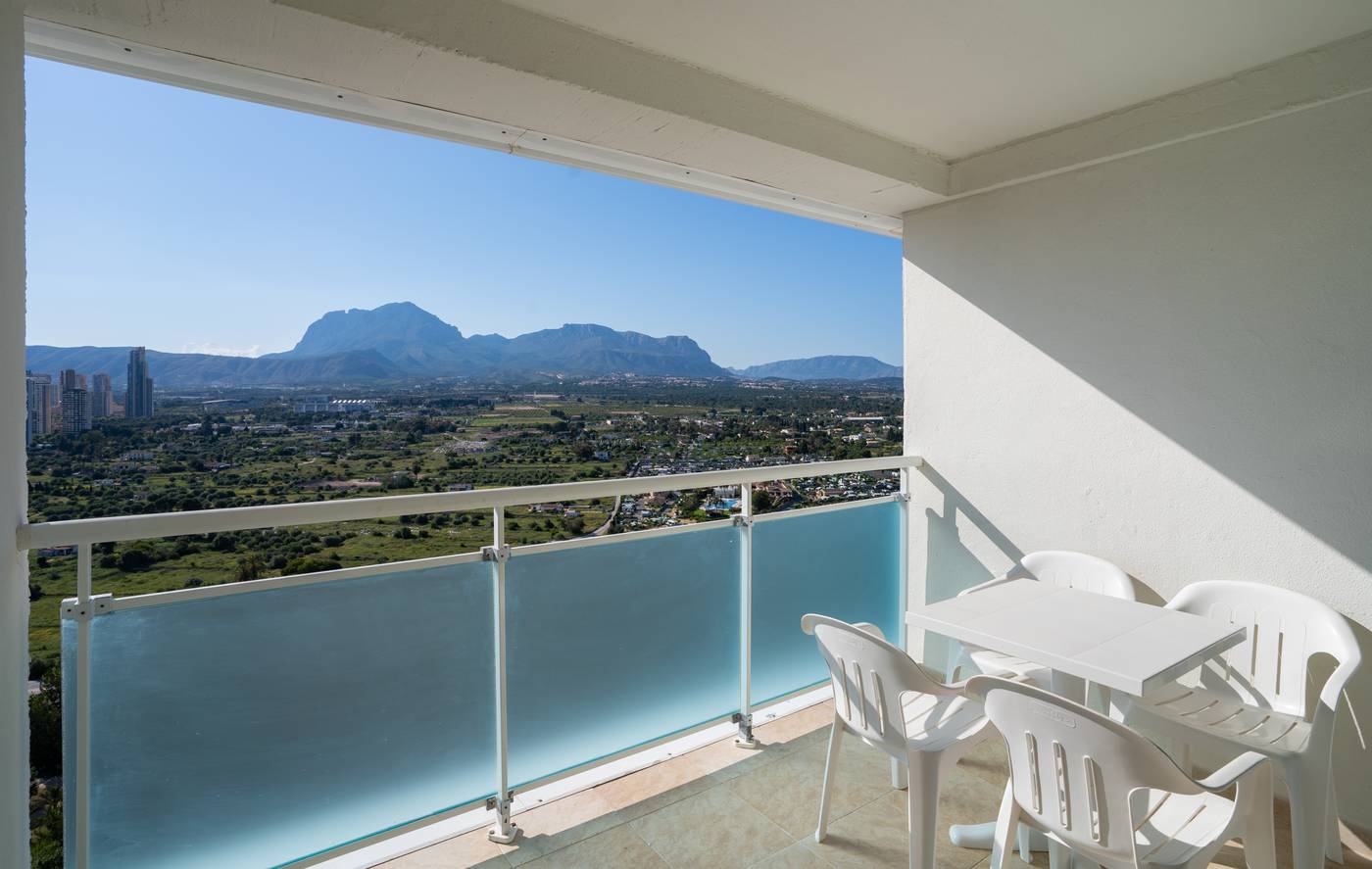 MedPlaya-Flamingo-Oasis-Room-43