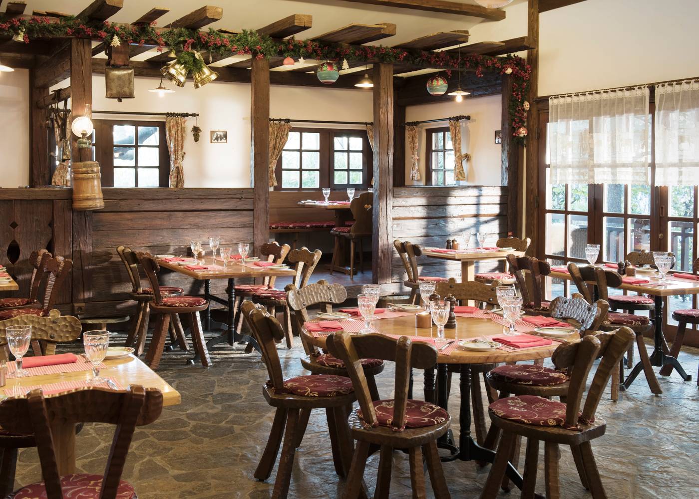 Swissotel-The-Bosphorus-Istanbul-Restaurant-61