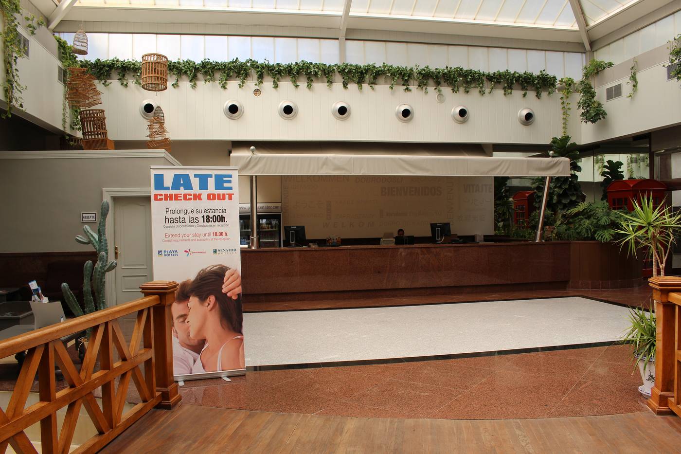 Playadulce-Lobby-52