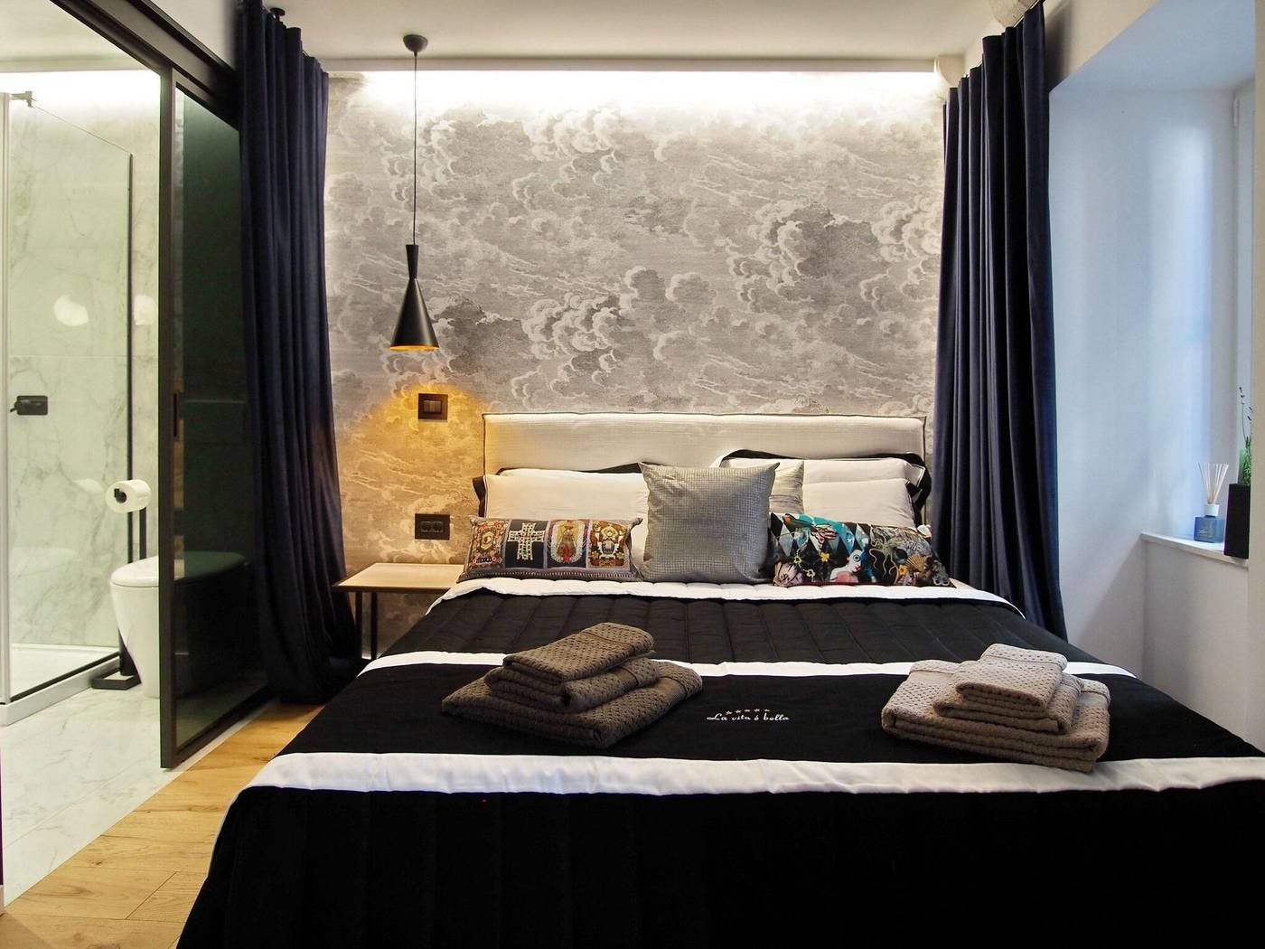 La-Vita-E-Bella-Ii-Room-10