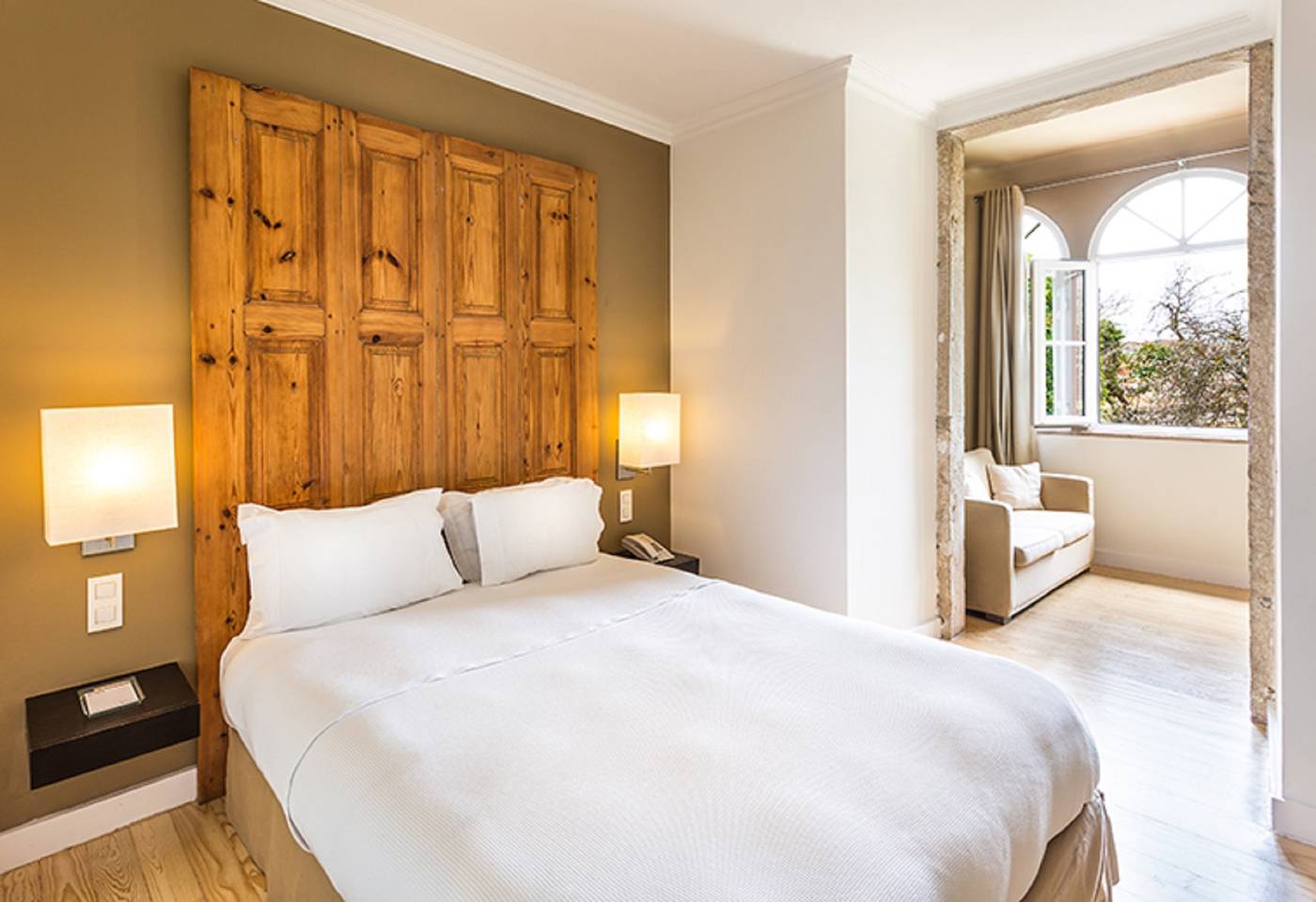 York-House-Hotel-Room-11