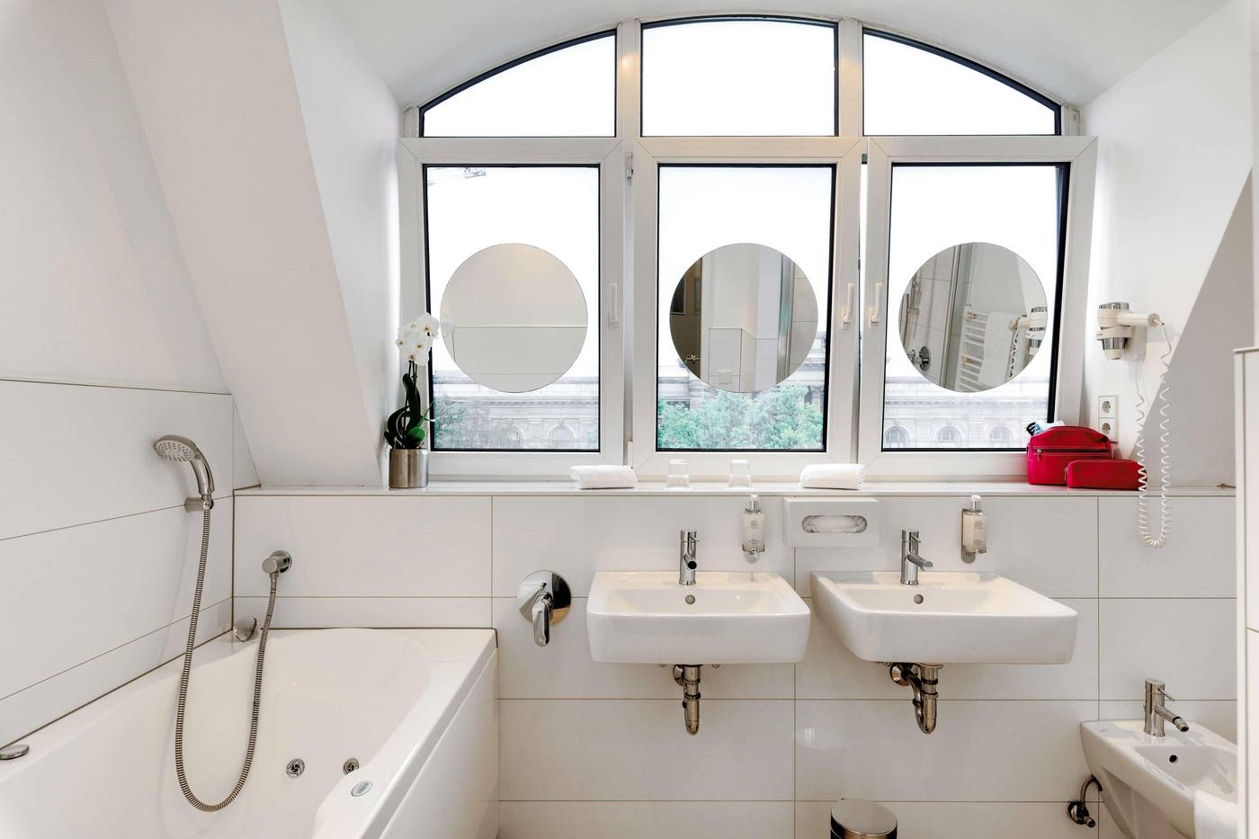 Berlin-Mitte-by-Campanile-Room-49