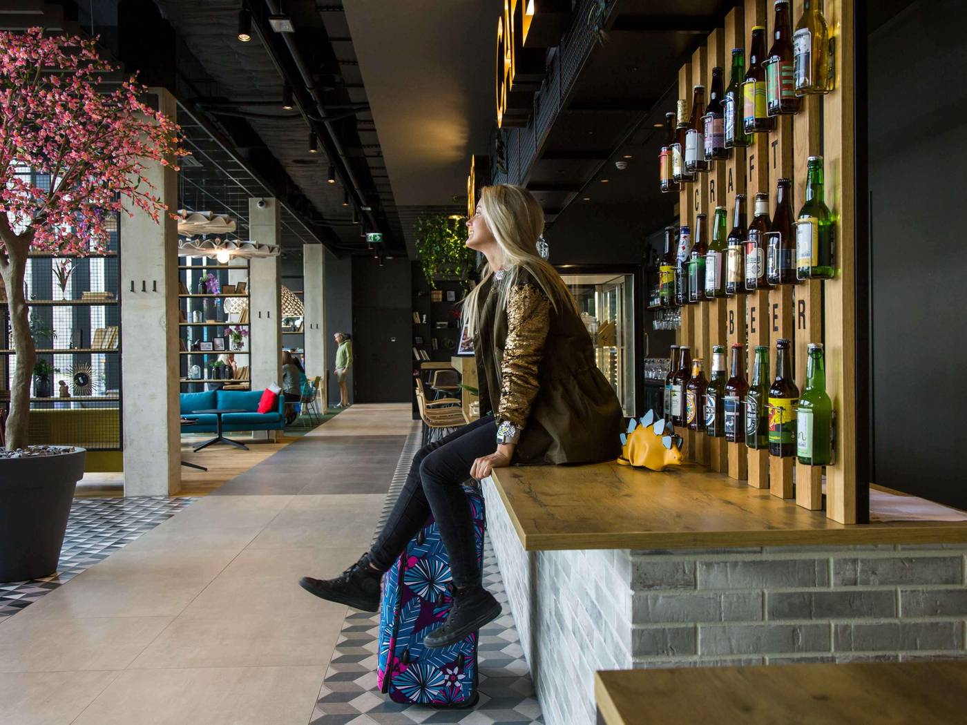 ibis-Tallinn-Center-Bar-19