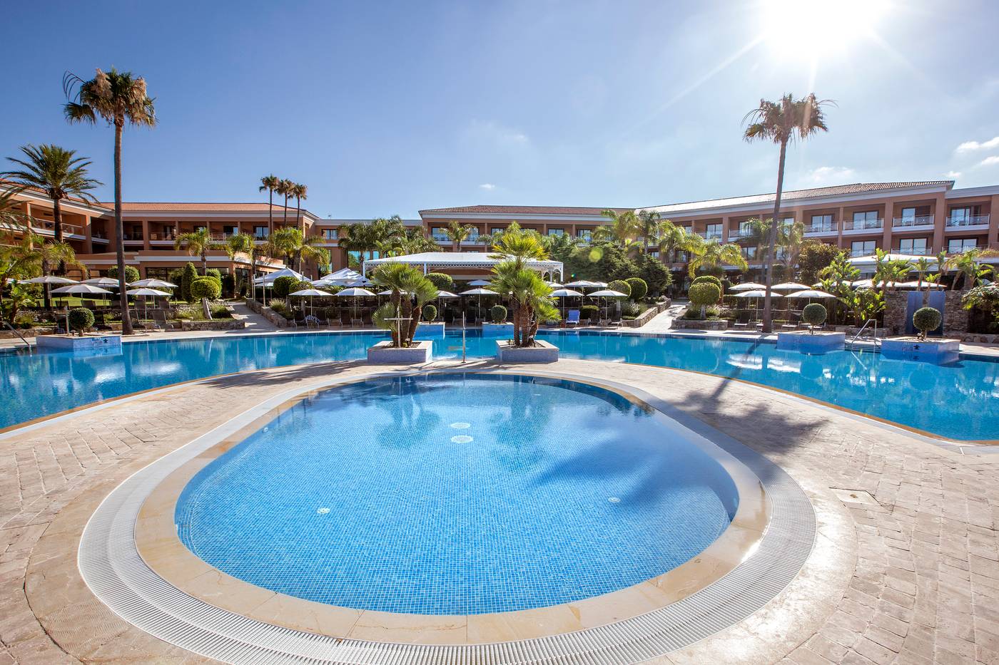 Hipotels-Barrosa-Palace-Pool-5