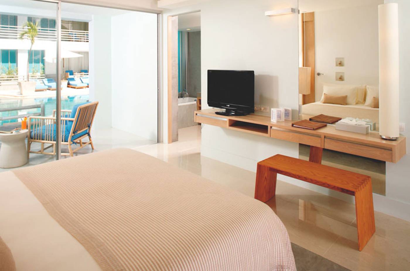 Ramada-by-Wyndham-Phuket-Southsea-Room-35