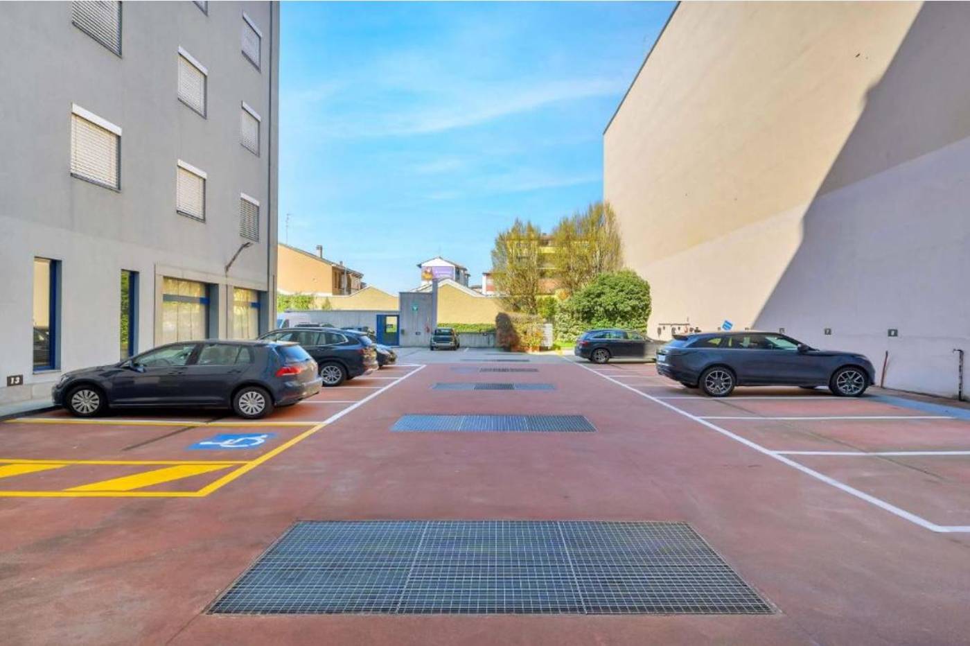 B-B-Hotel-Milano-La-Spezia-General-view-10