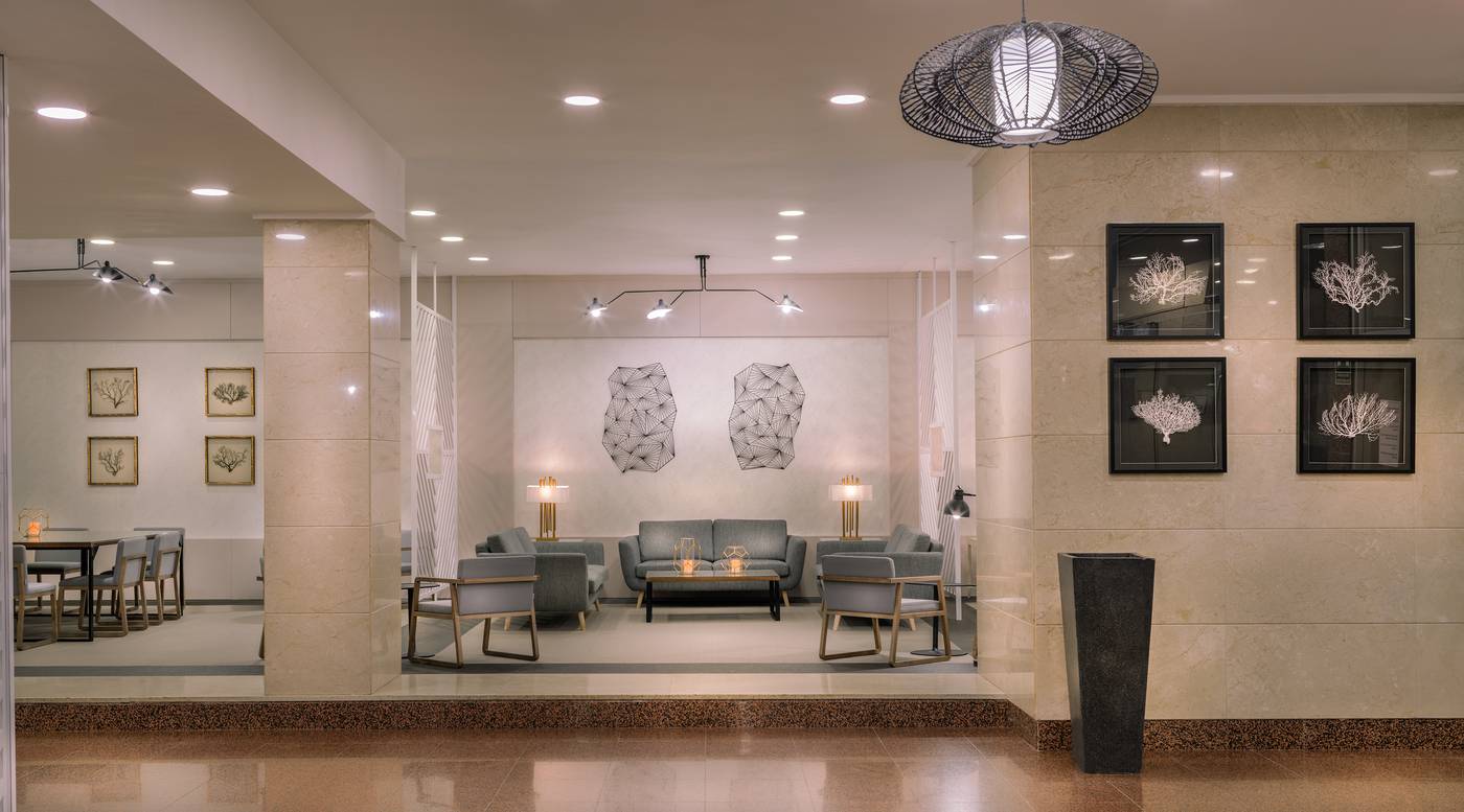 Relaxia-Beverly-Park-Lobby-24