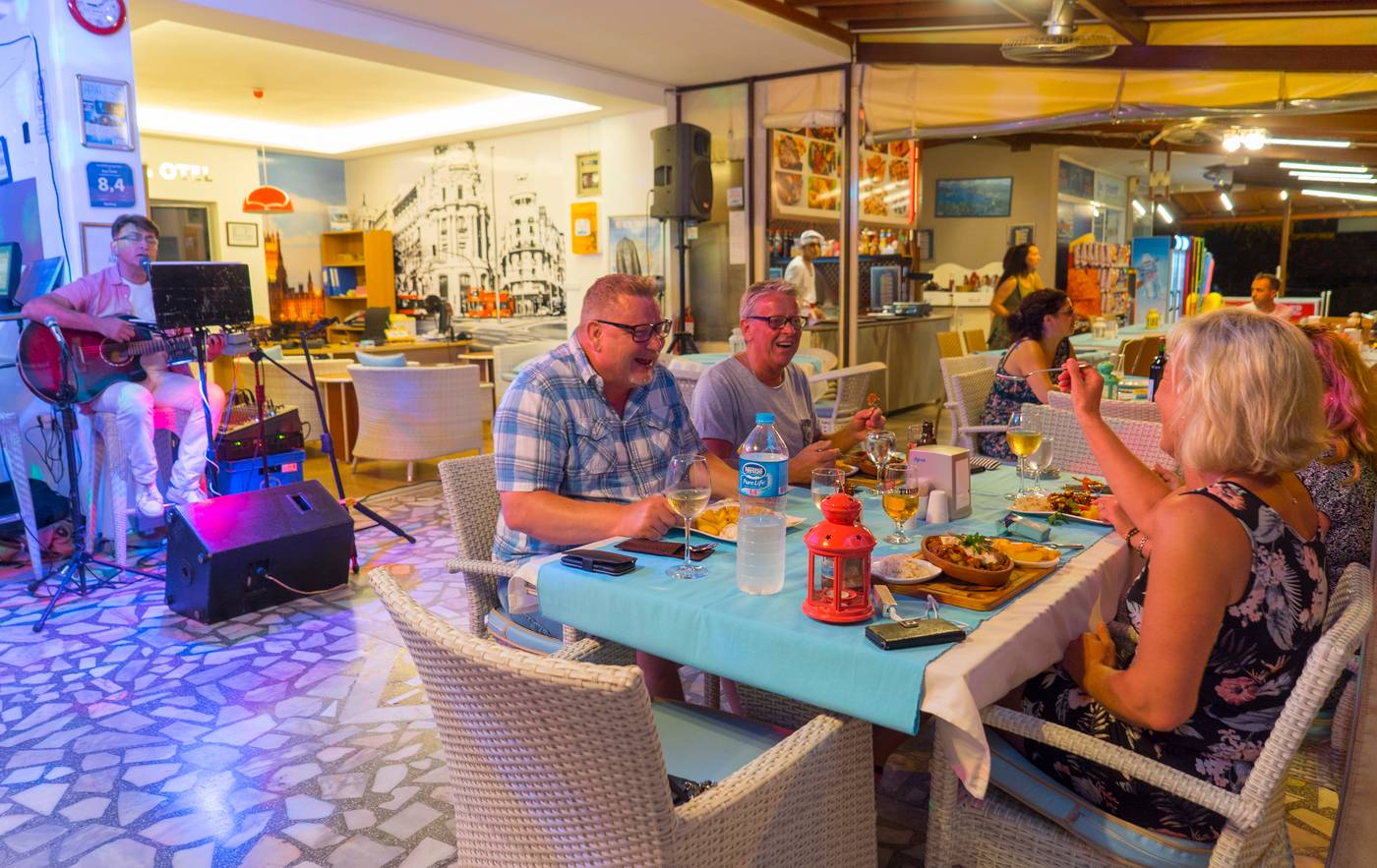 Arya-Otel-Terrace-53