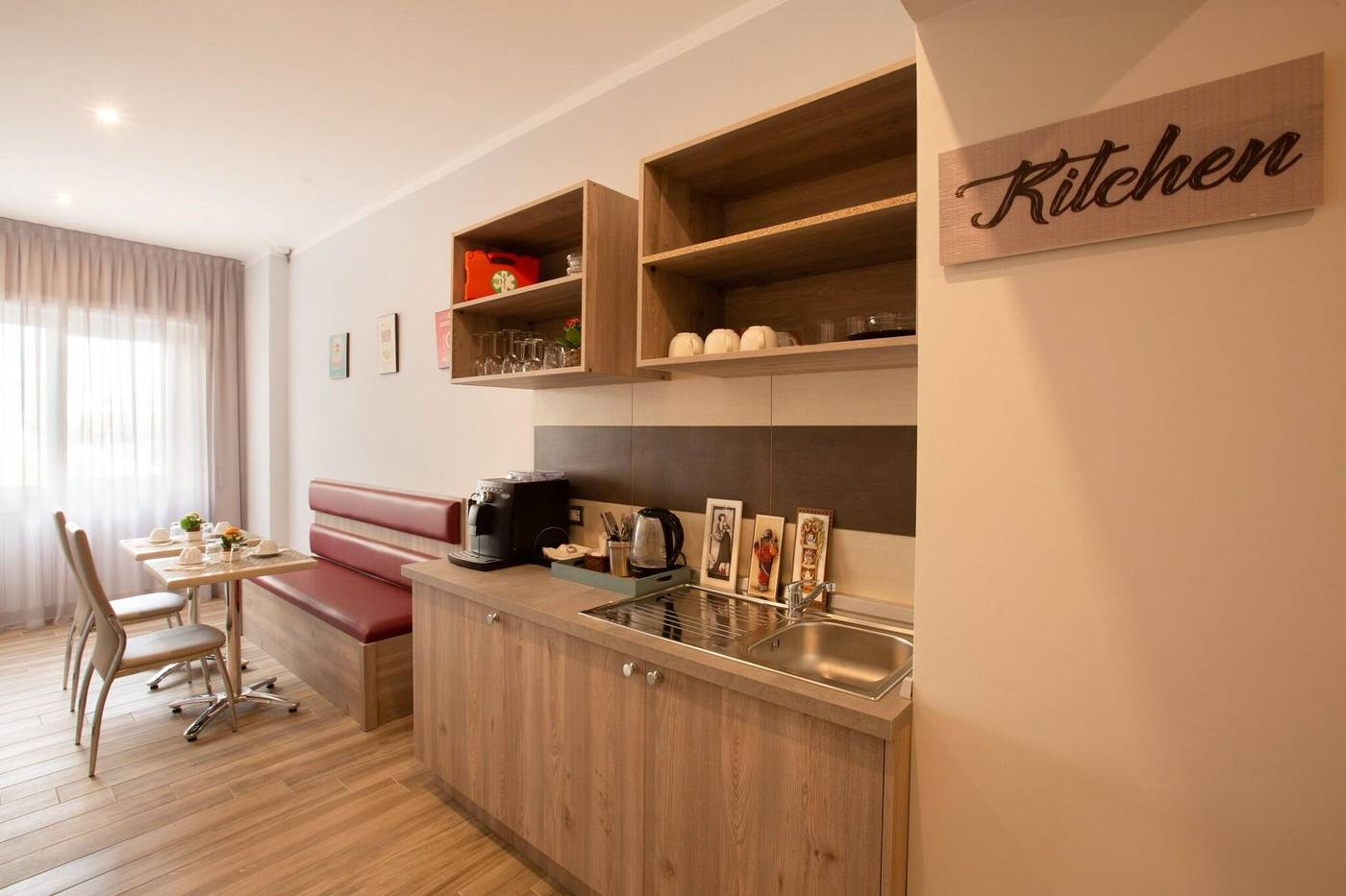 Vatican-City-Relais-Lobby-4