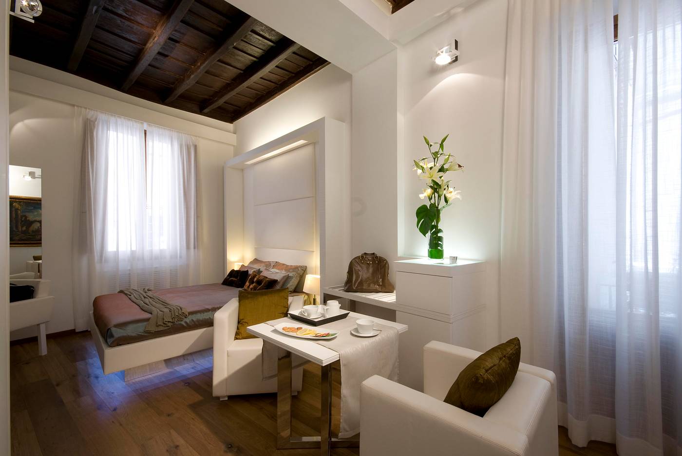 Gigli-D-Oro-Suite-Room-9