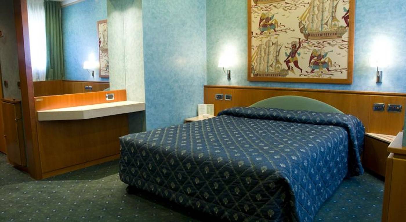 Brunelleschi-Room-20