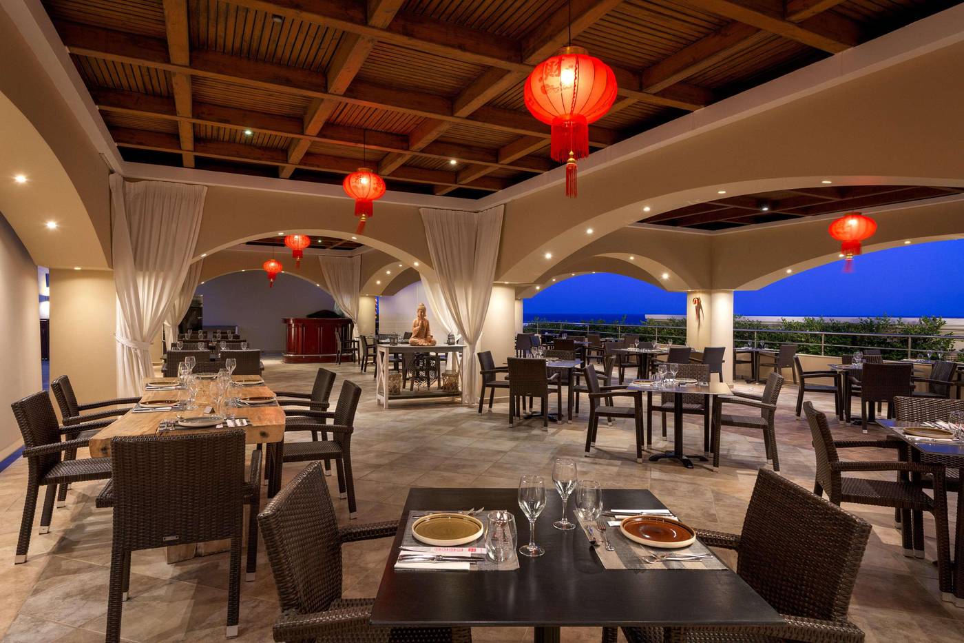 La-Marquise-Luxury-Resort-Complex-Restaurant-46