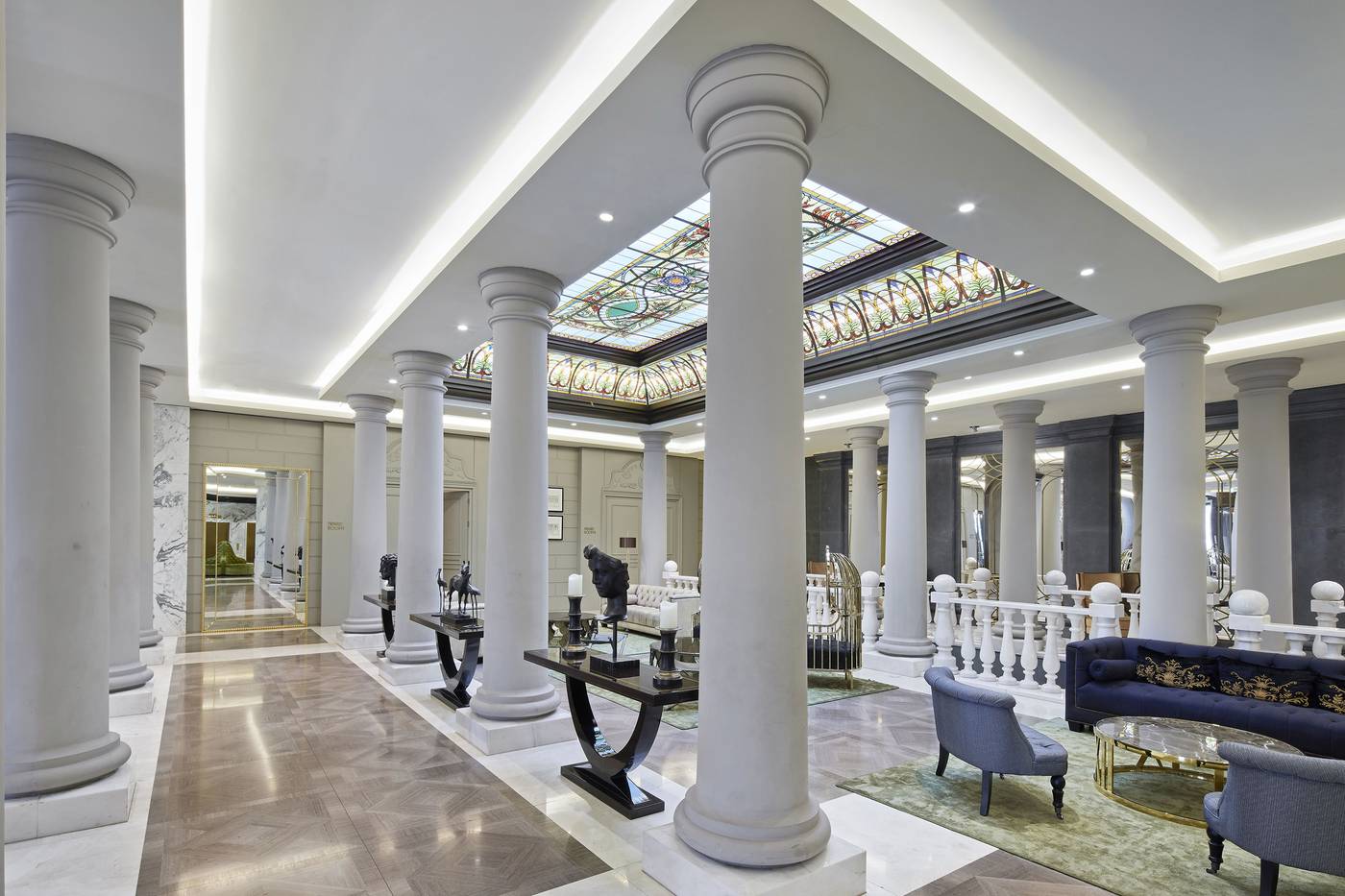 Titanic-Gendarmenmarkt-Berlin-Lobby-1