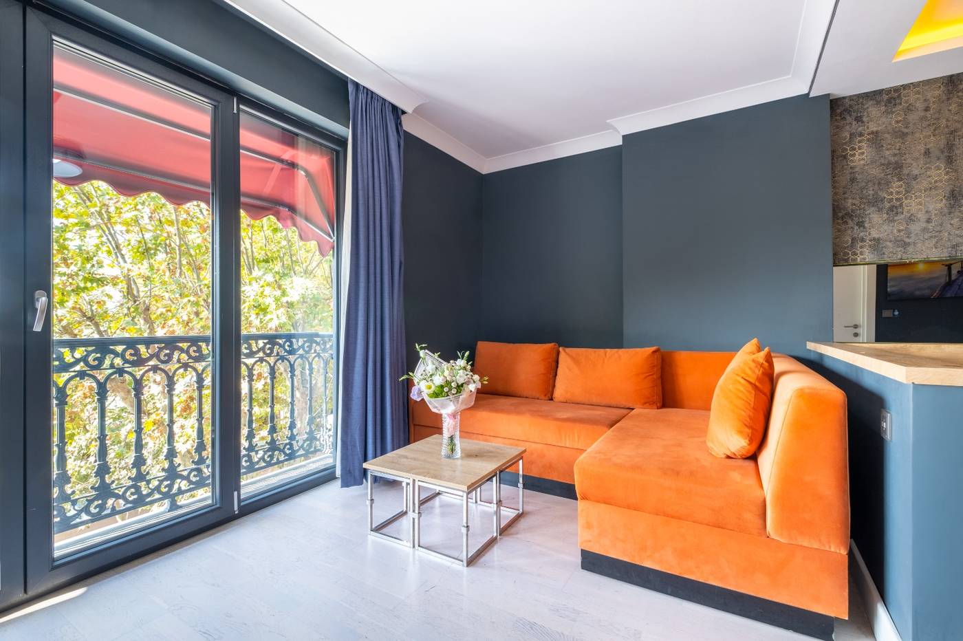 216-Bosphorus-Suite-Room-2