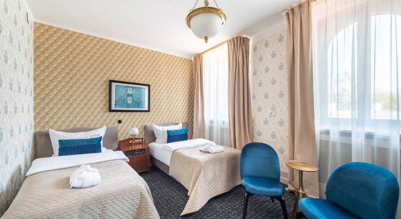 Hotel-H15-Francuski-Old-Town---Destigo-Hotels-Room-25