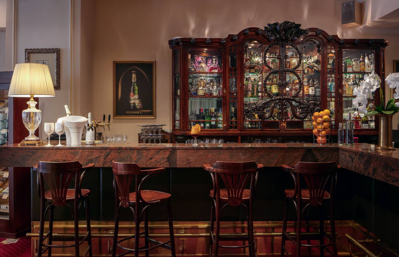 Ambassador-Zlat-----Husa-Bar-14