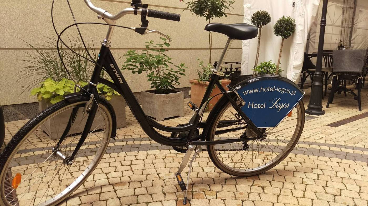 Logos-Hotel-Sports-and-Entertainment-49