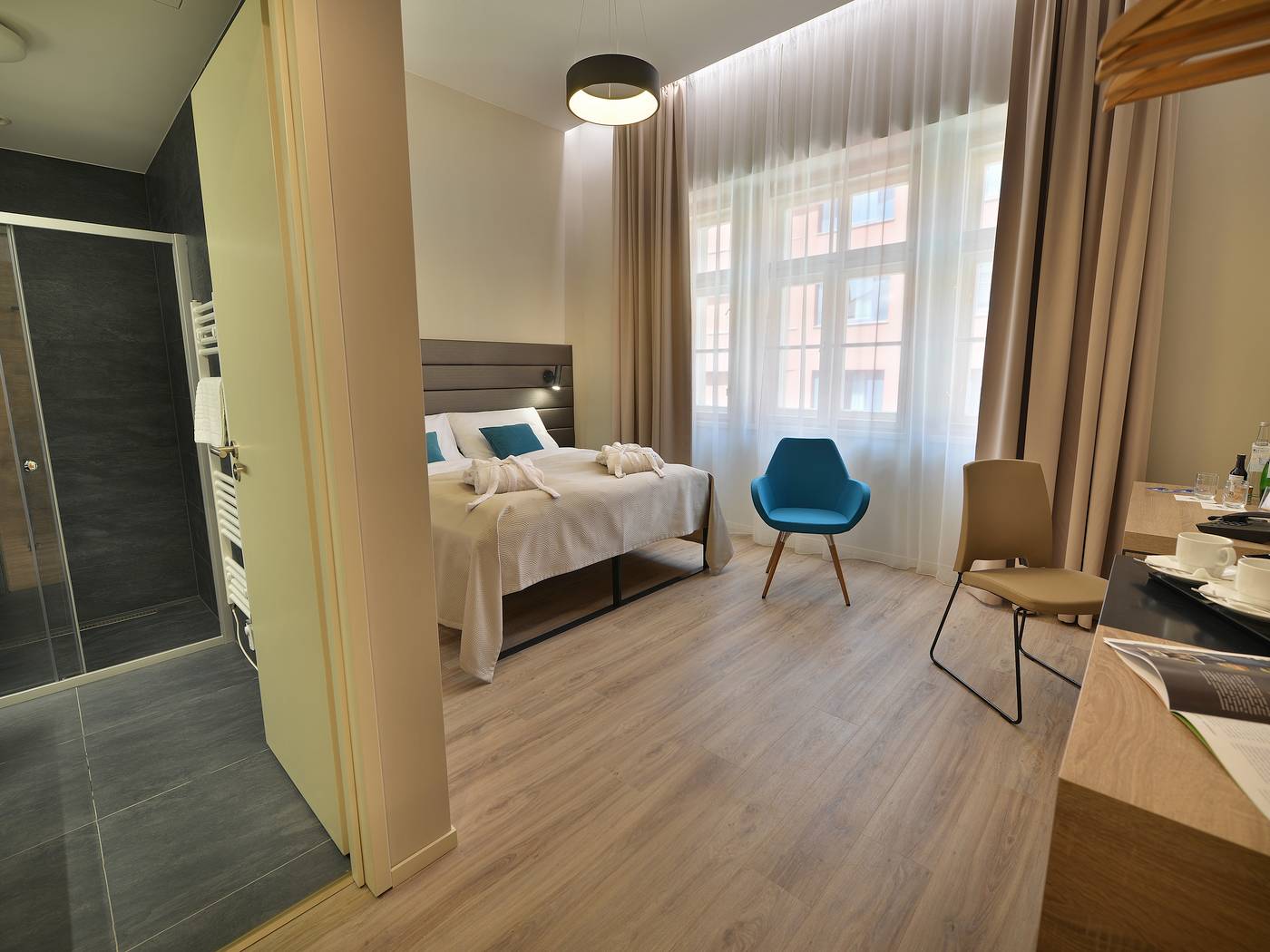 EA-Hotel-New-Town-Room-13