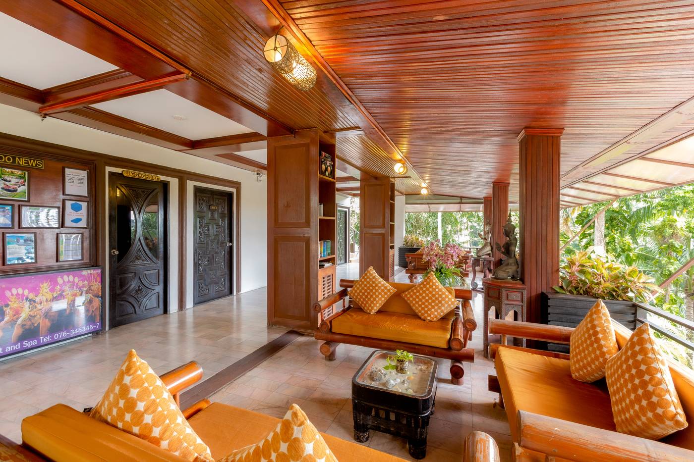 Club-Bamboo-Boutique-Resort---Spa-Lobby-74