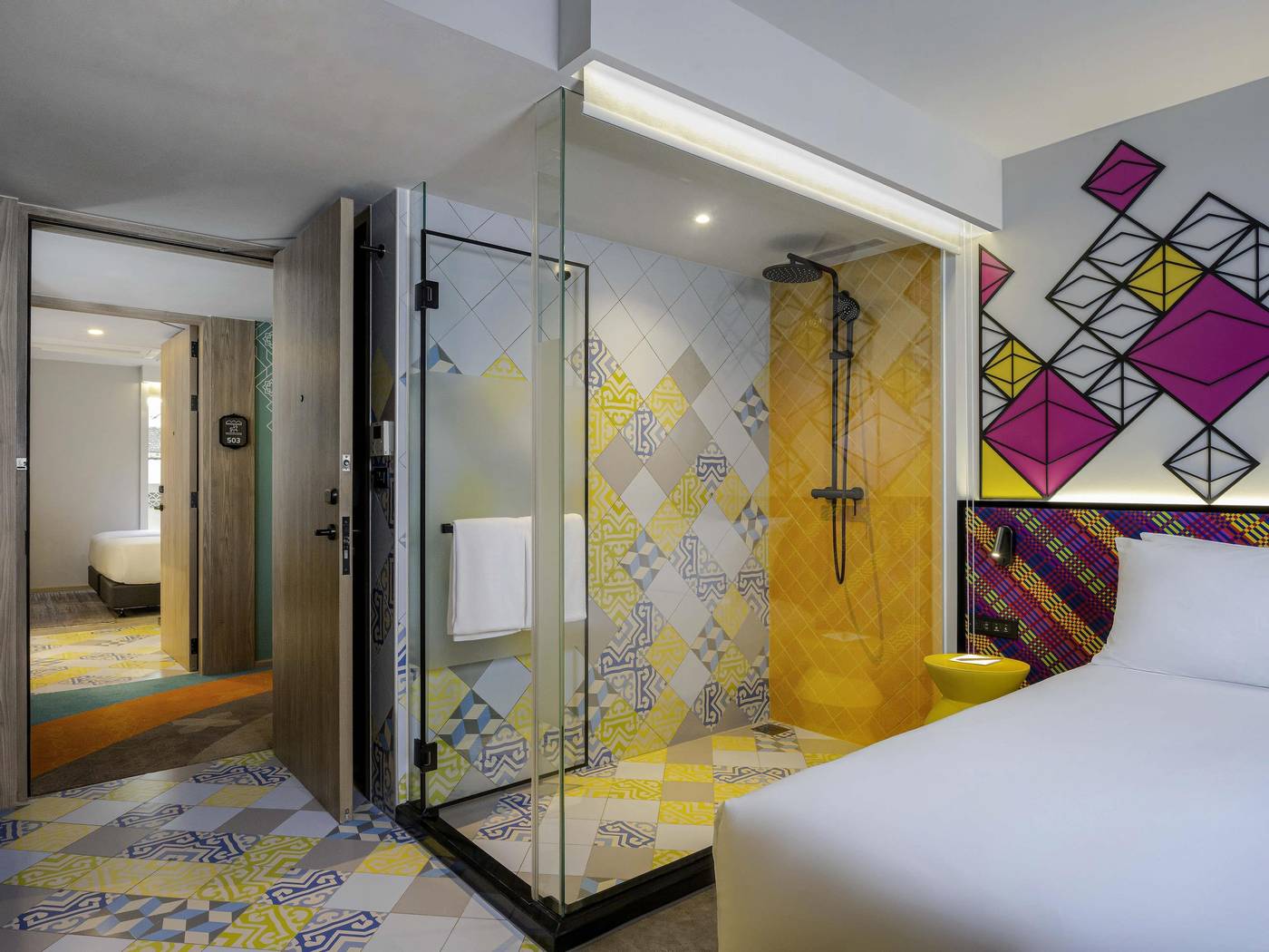 ibis-Styles-Bangkok-Silom-Room-10