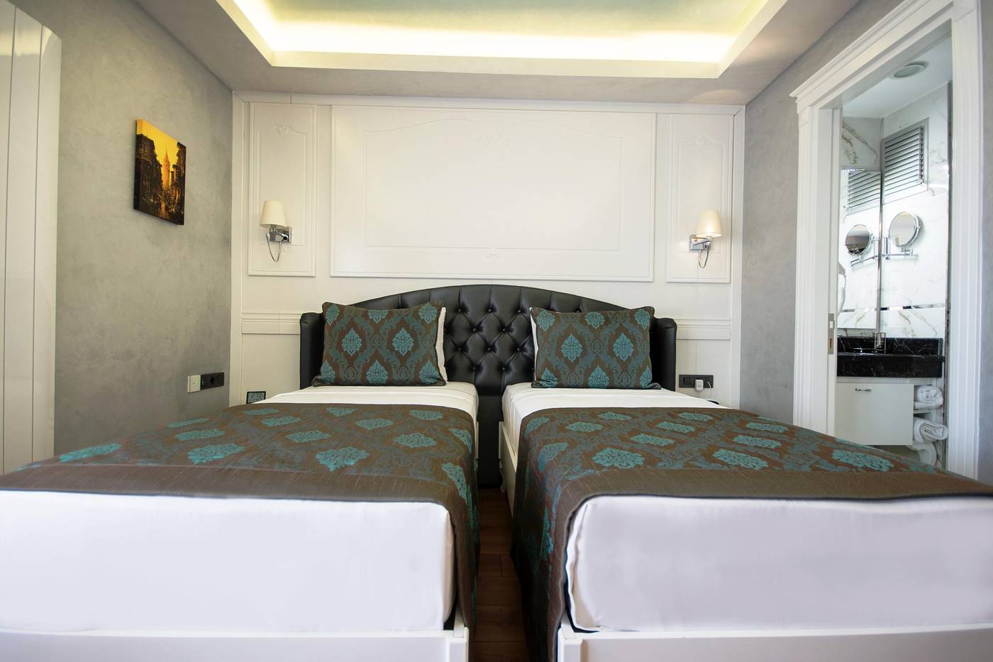 Antusa-Palace--Spa-Room-24