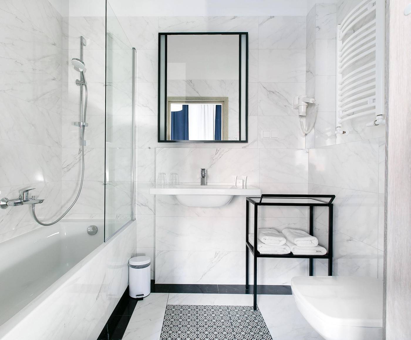 Amber-Design-Residence-Room-46