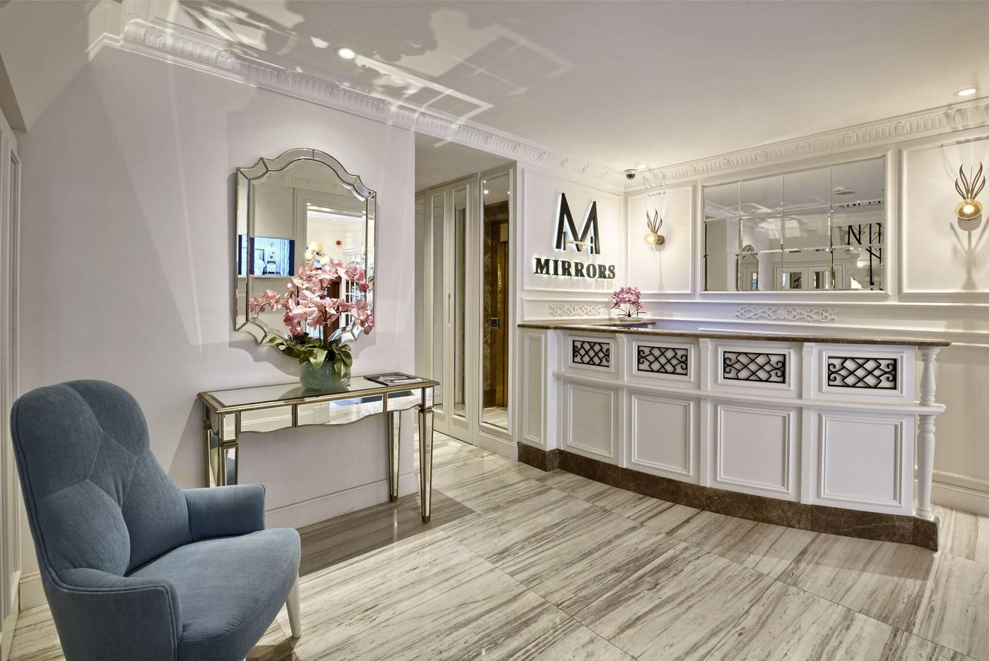 Mirrors-Hotel-Taksim-Lobby-5