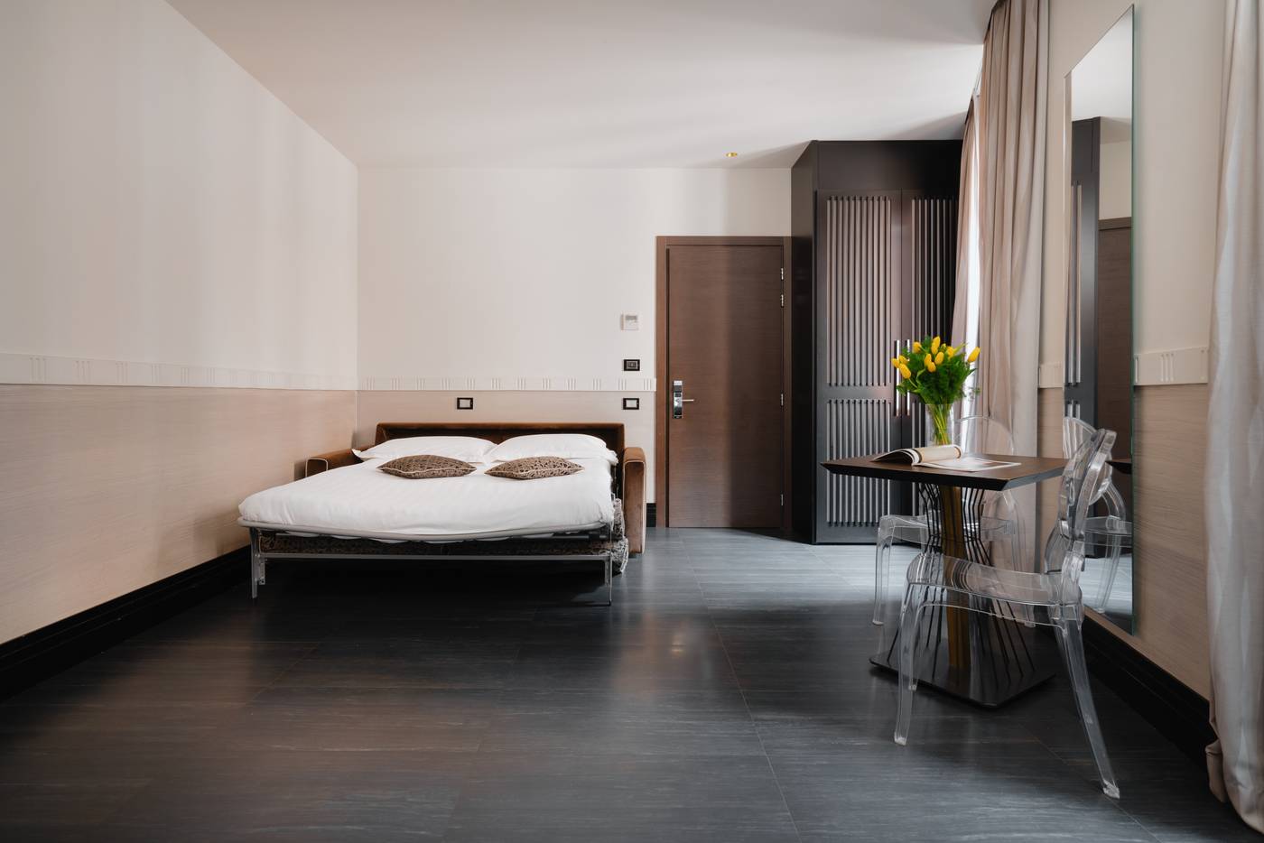 Unica-Suites-Roma-Room-20
