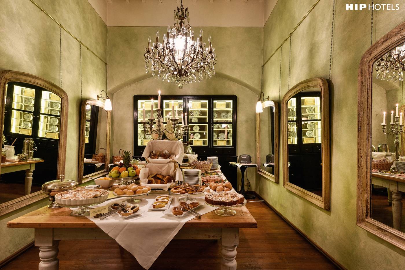 Cellai-Boutique-Hotel-Lobby-50