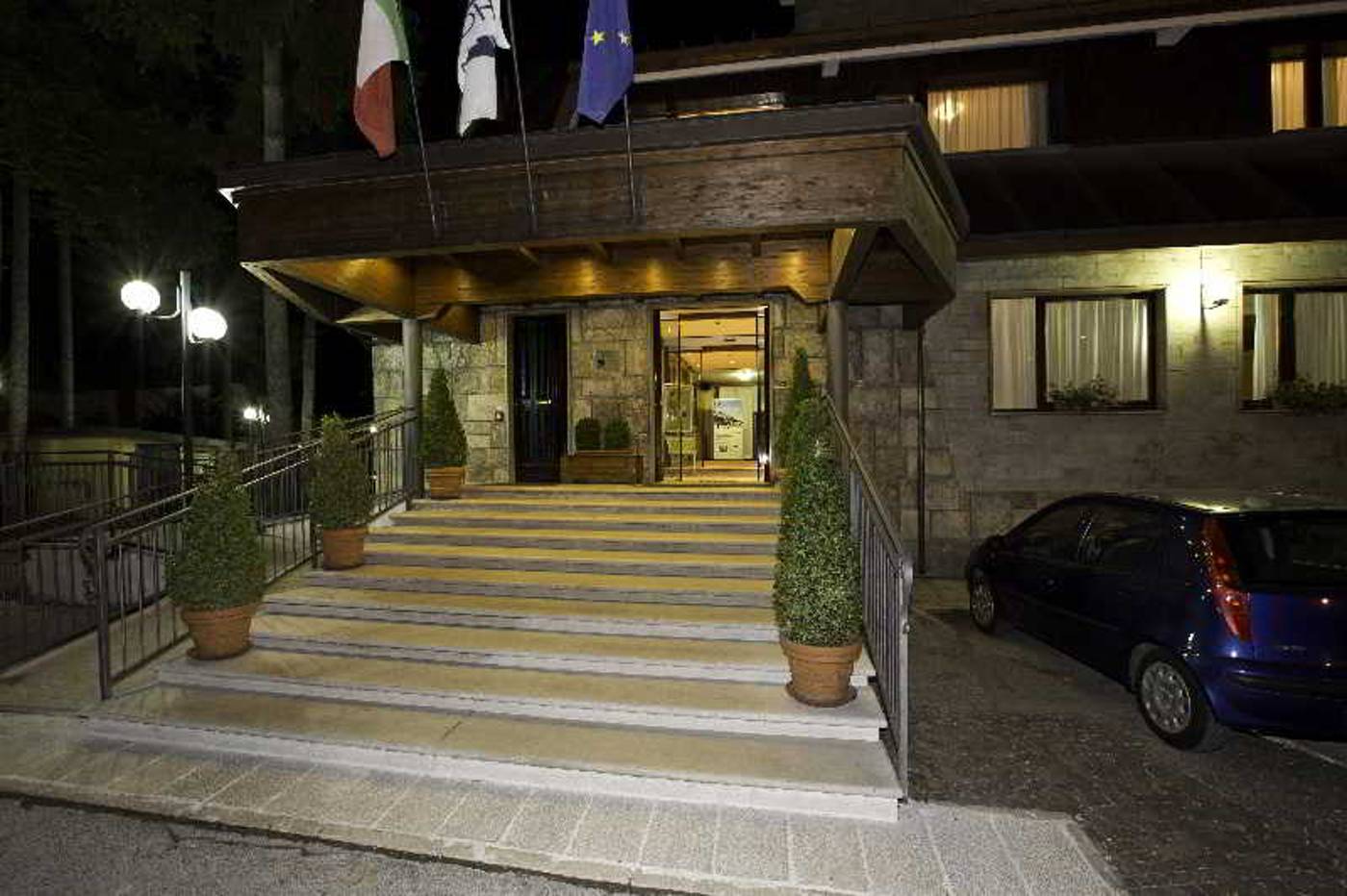 Grand Hotel del Parco-Italy-PESCASSEROLI-Lobby-3