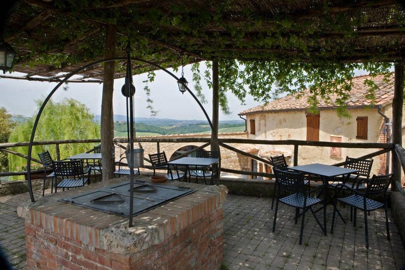 Antico Borgo Poggiarello-Italy-MONTERIGGIONI -General view-10