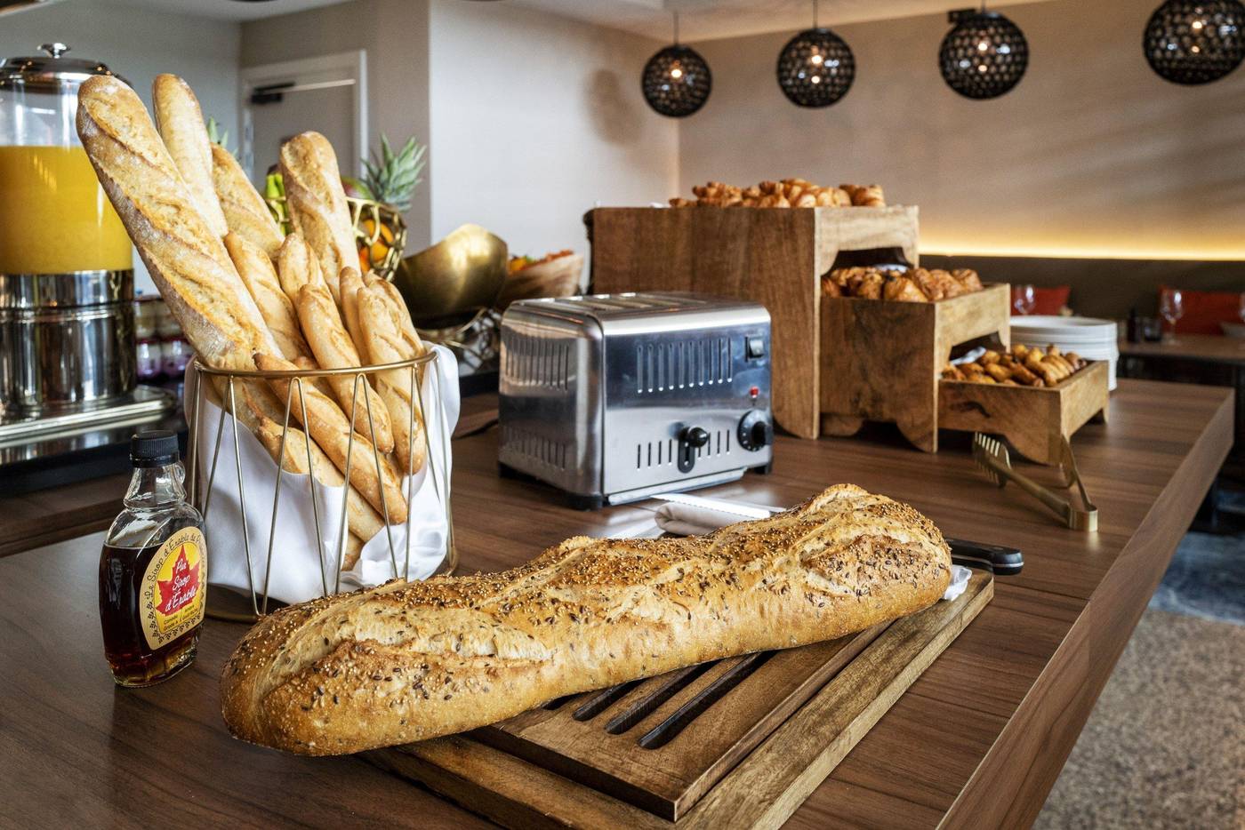 Crowne-Plaza-Nice-Grand-Arenas-Restaurant-40