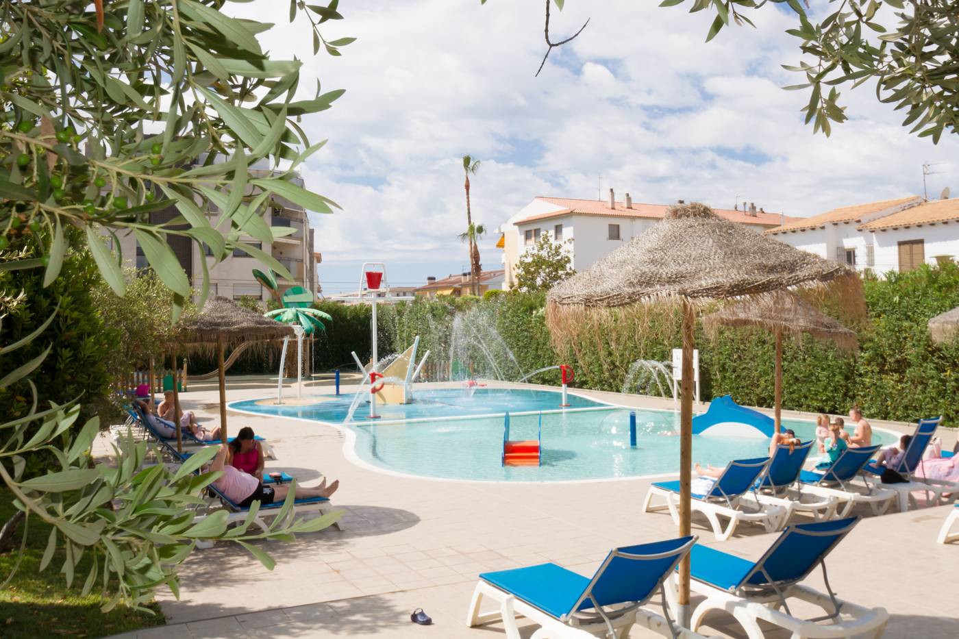 Ohtels-San-Salvador-Pool-12